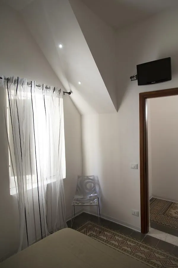 Marta House 2 Apartment Trapani 0*,  Italy